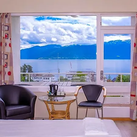 Kringsja Hotel