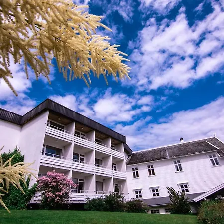 Kringsja Hotel 3*